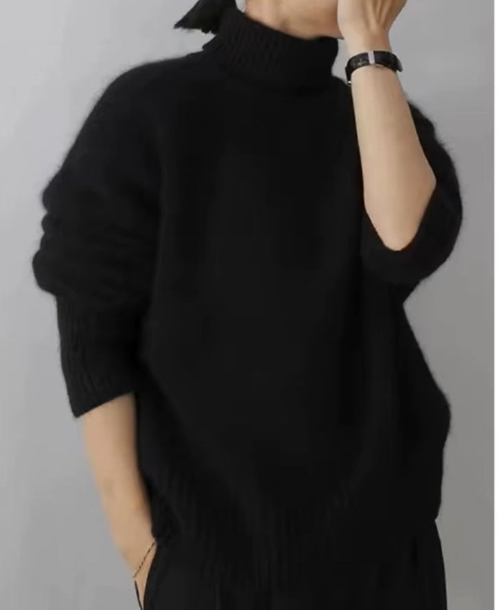 Mina | mekani rolka pulover s elegantnim oversized efektom