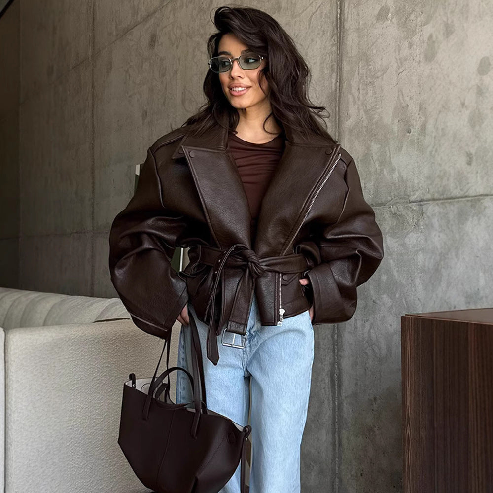 Daria | tamnosmeđa jakna s remenom