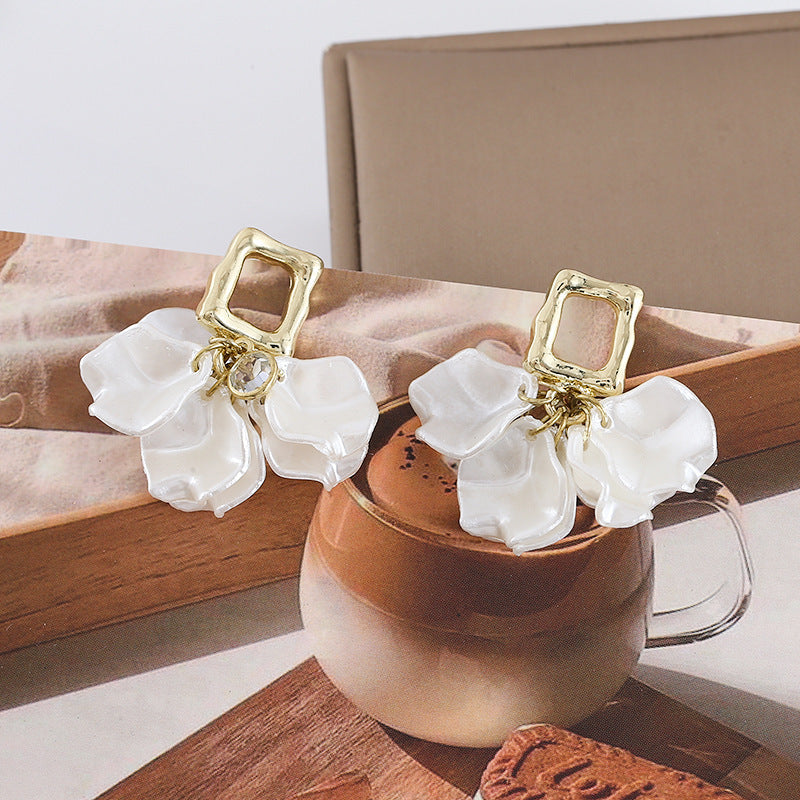 Callista | biserne cvjetne naušnice