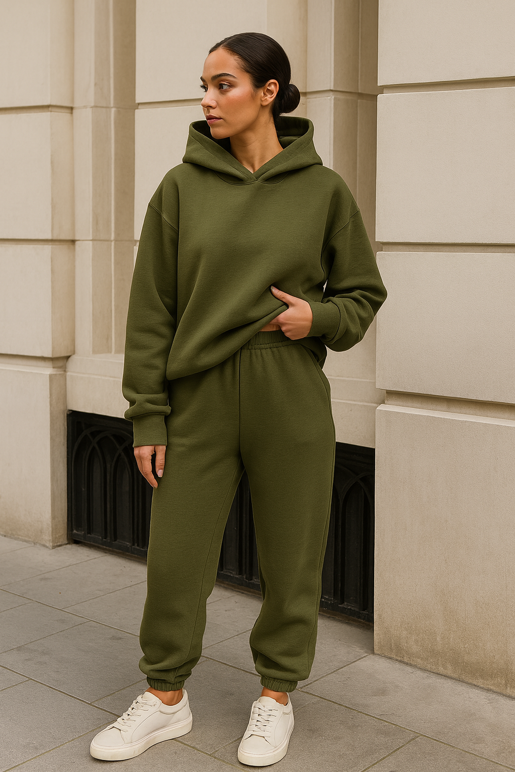 Nua – premium mekani trenirka set s kapuljačom