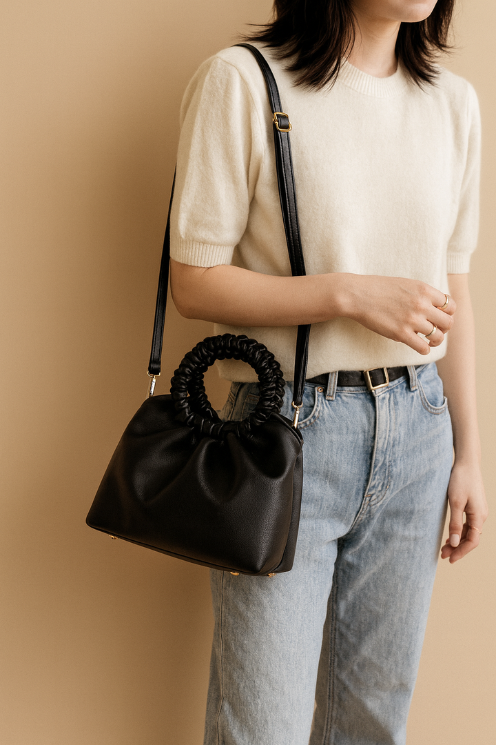 Ella | elegantna torbica s ručno naboranom ručkom